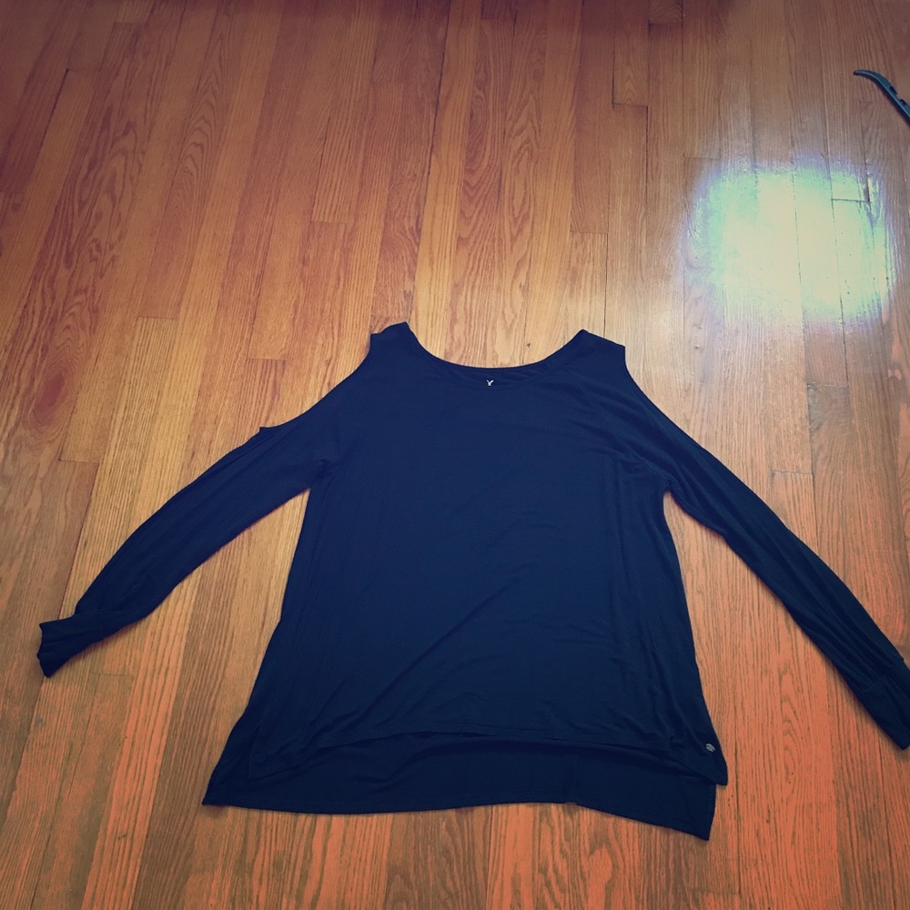 Cold shoulder black top